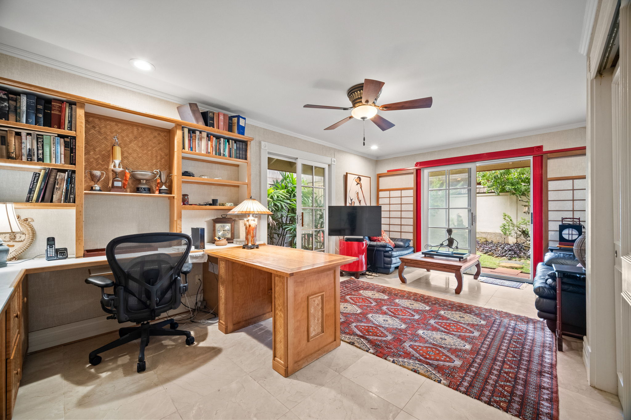 Private office and study