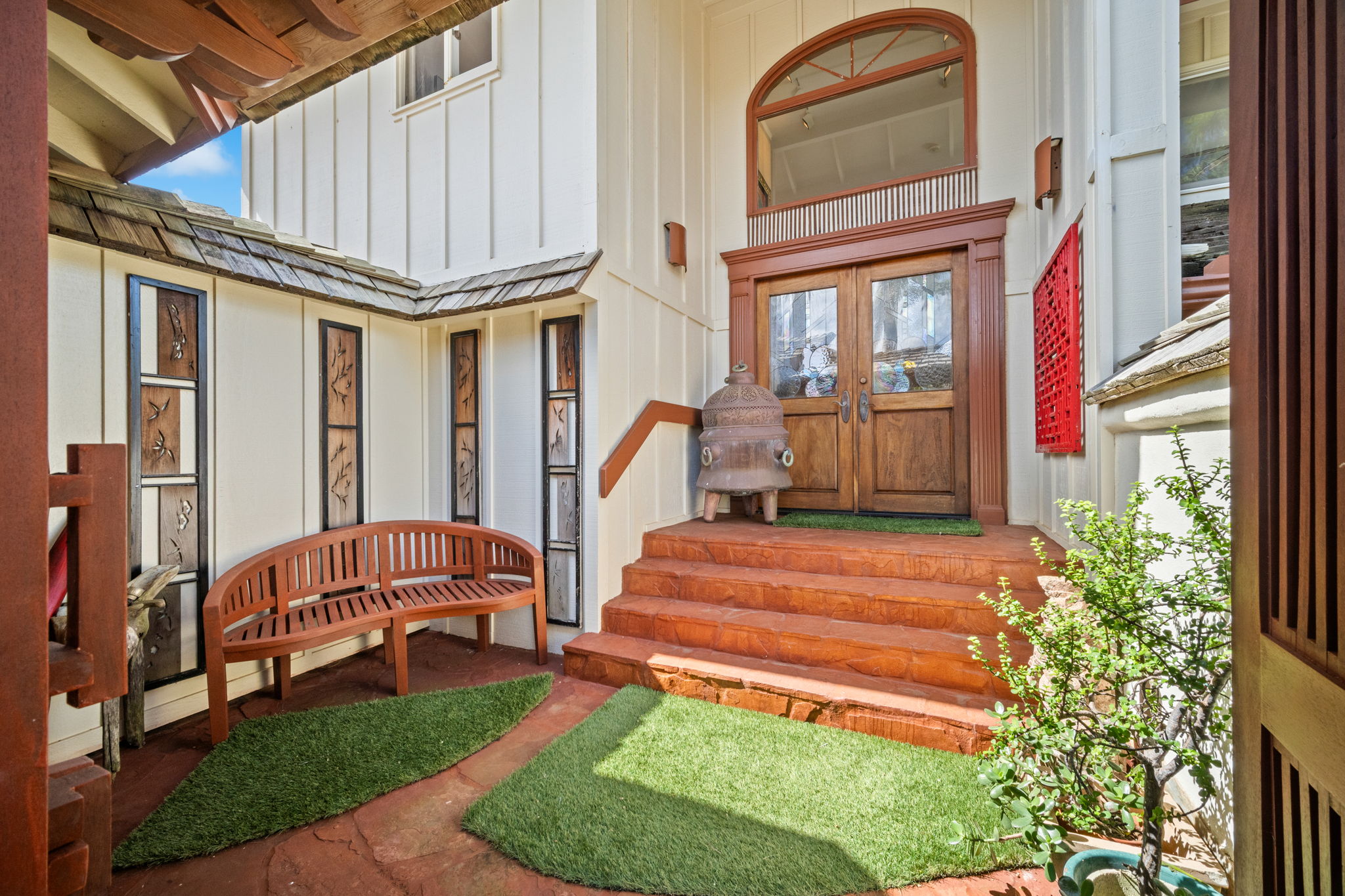 Front entry courtyard